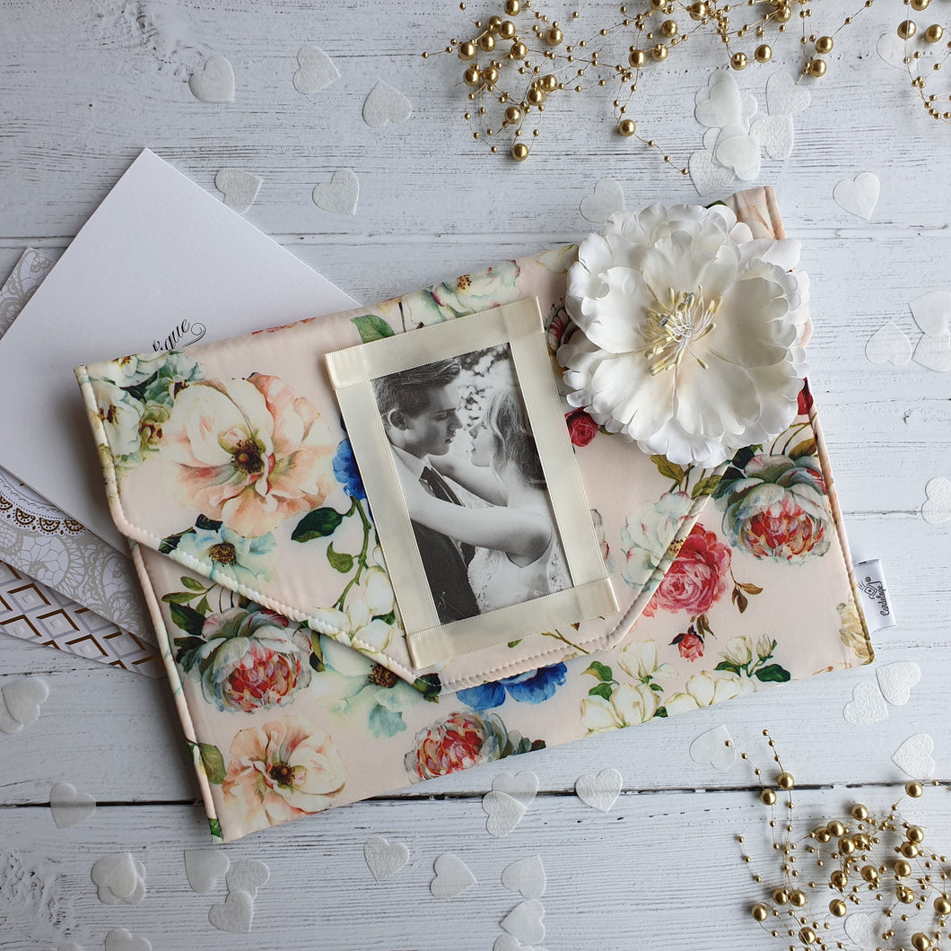 Flower Card Keepsake Holder (Traditional flap, flower & portrait photo)